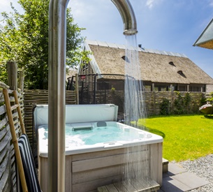 Holiday homes jacuzzi